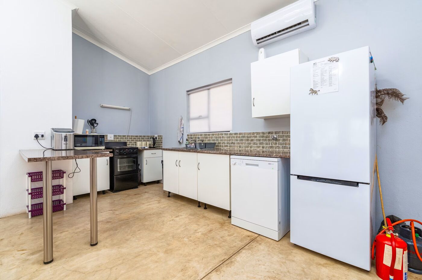 Fully equipped kitchen